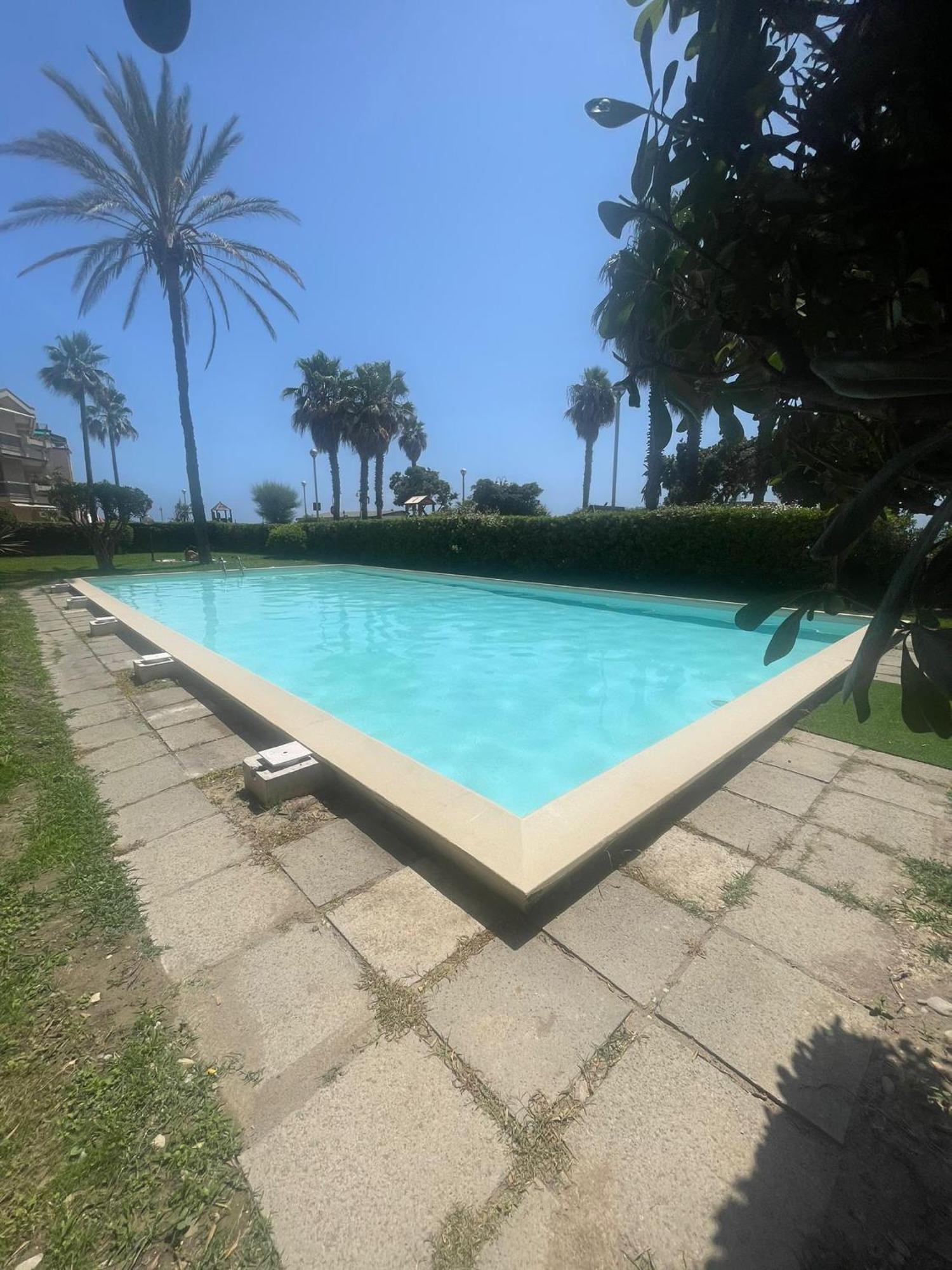 Ferienwohnung Relax Al Mare Vallecrosia Exterior foto